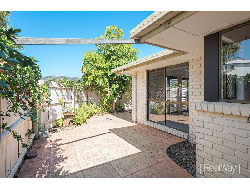 2/15 Wellington Parade, Shelly Beach QLD 4551