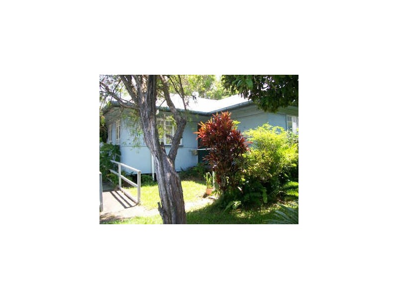 18 Oval Avenue, Caloundra QLD 4551