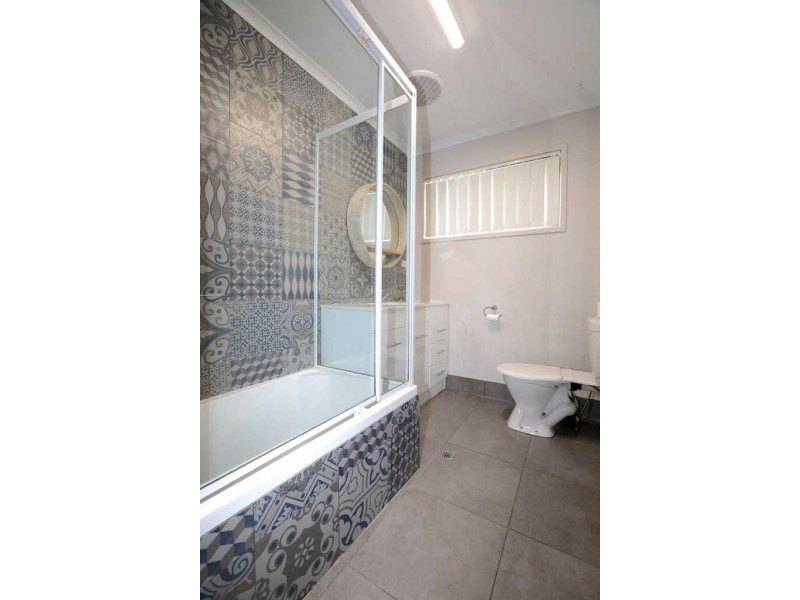 1/4 Doondoon Street, Currimundi QLD 4551