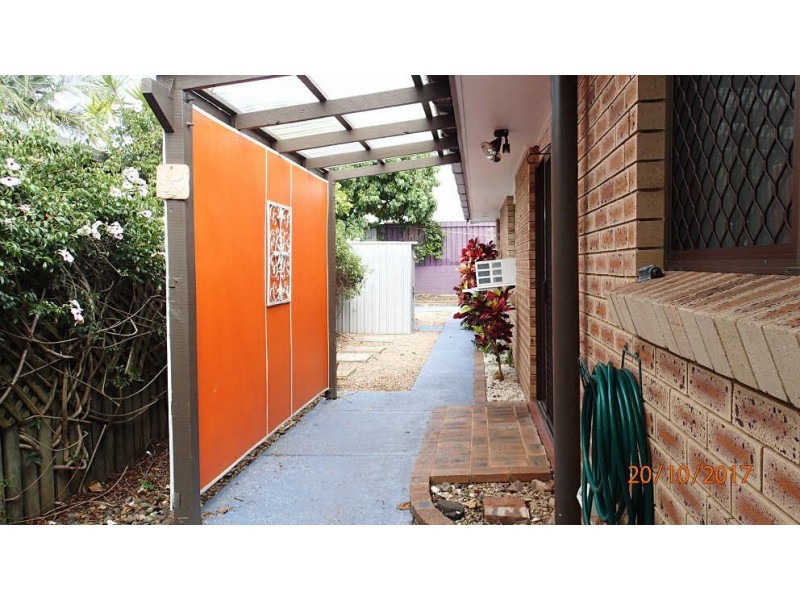 1/4 Doondoon Street, Currimundi QLD 4551