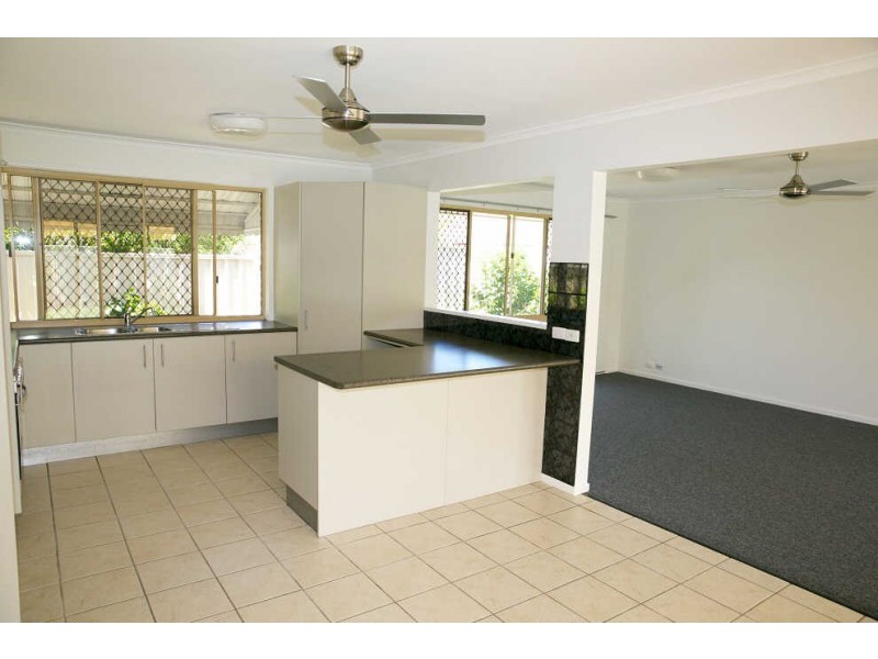 2 Tandara Street, Warana QLD 4575