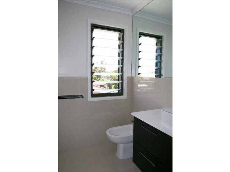 2 Tandara Street, Warana QLD 4575