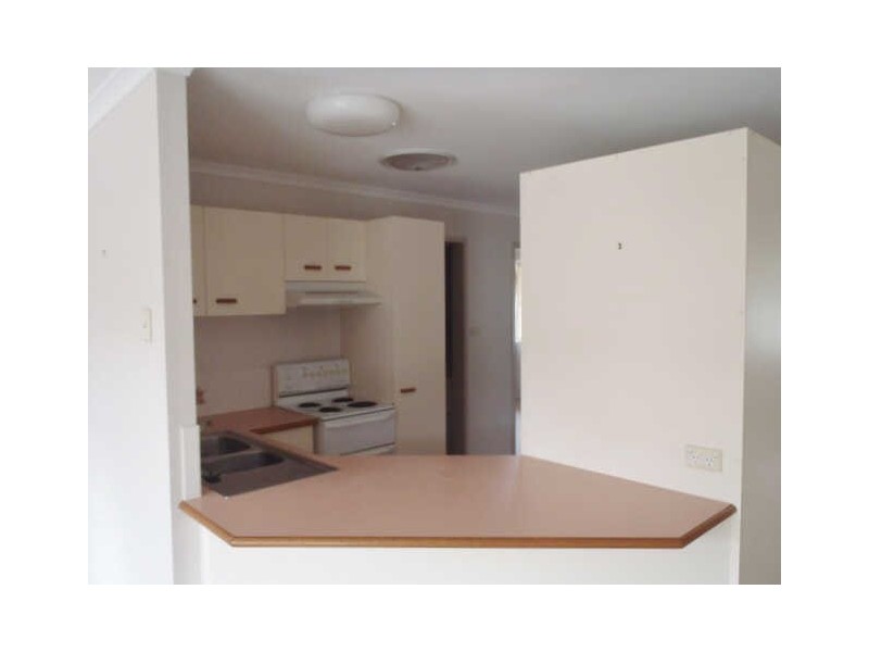 2/100 Beerburrum Street’Cadagi Court’, Dicky Beach QLD 4551
