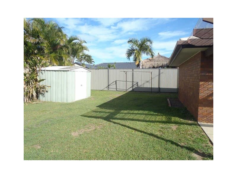 20 Kookaburra Crescent, Bokarina QLD 4575