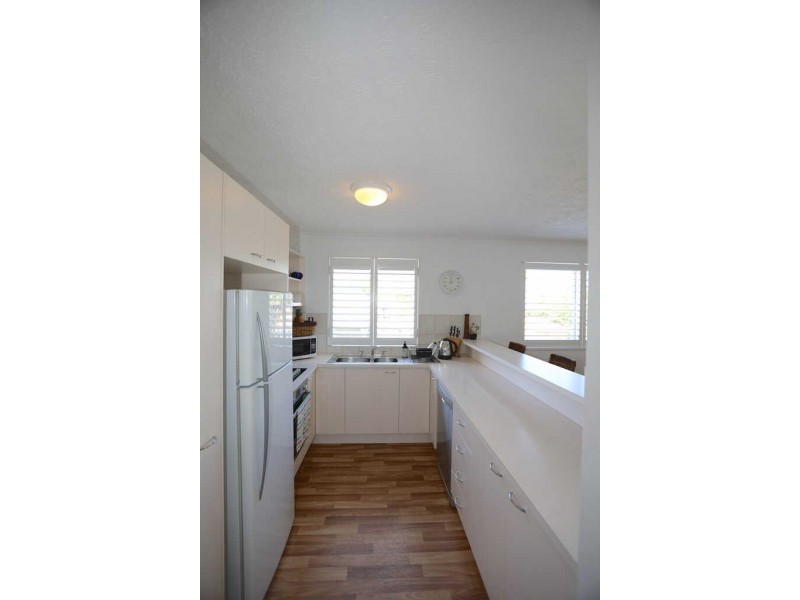 1/13 Arthur Street, Kings Beach QLD 4551