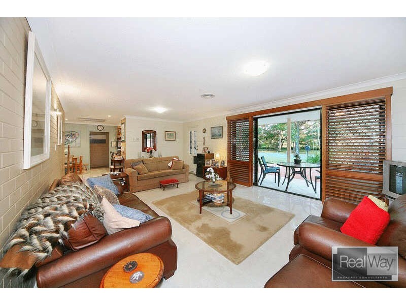 19 Mulloka Esplanade, Wurtulla QLD 4575