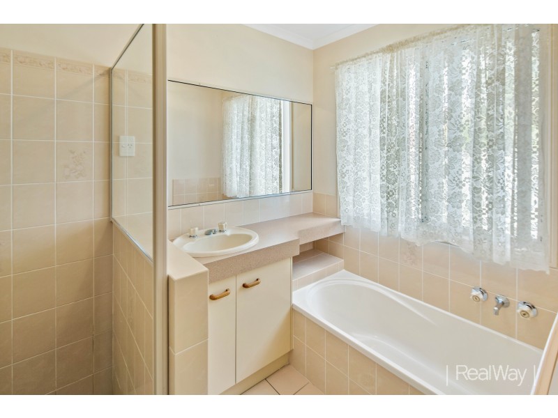 9 Rossiter Place, Aroona QLD 4551