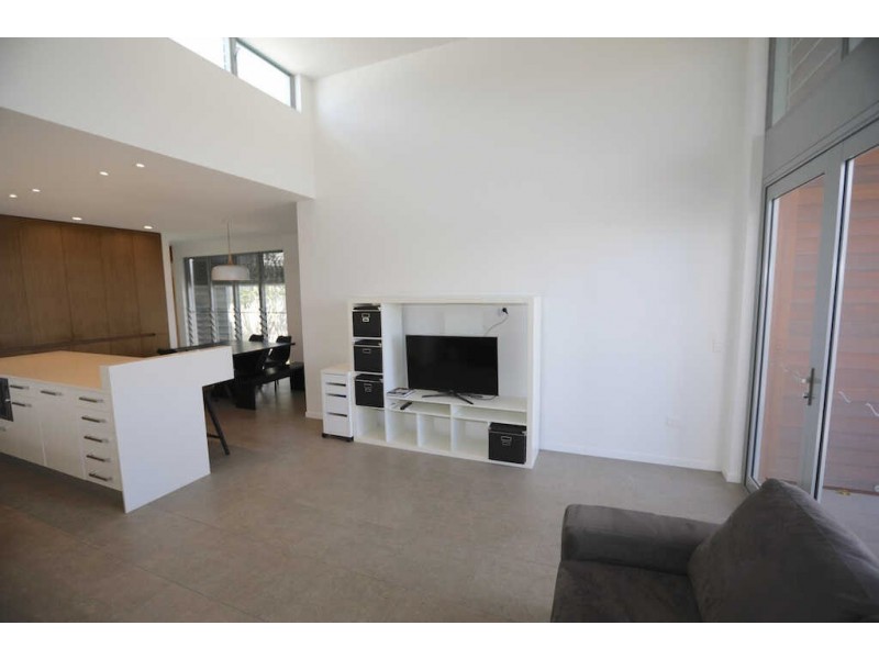 26 Hideaway Street, Birtinya QLD 4575