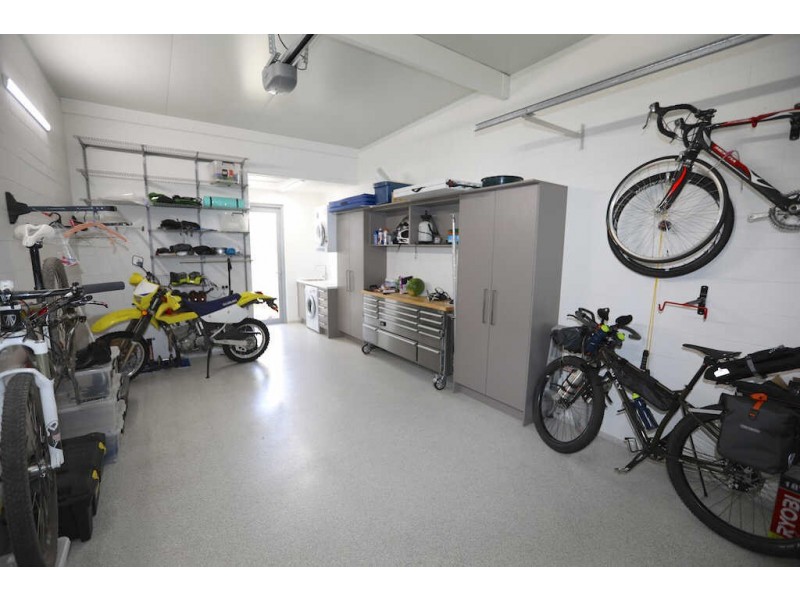 26 Hideaway Street, Birtinya QLD 4575