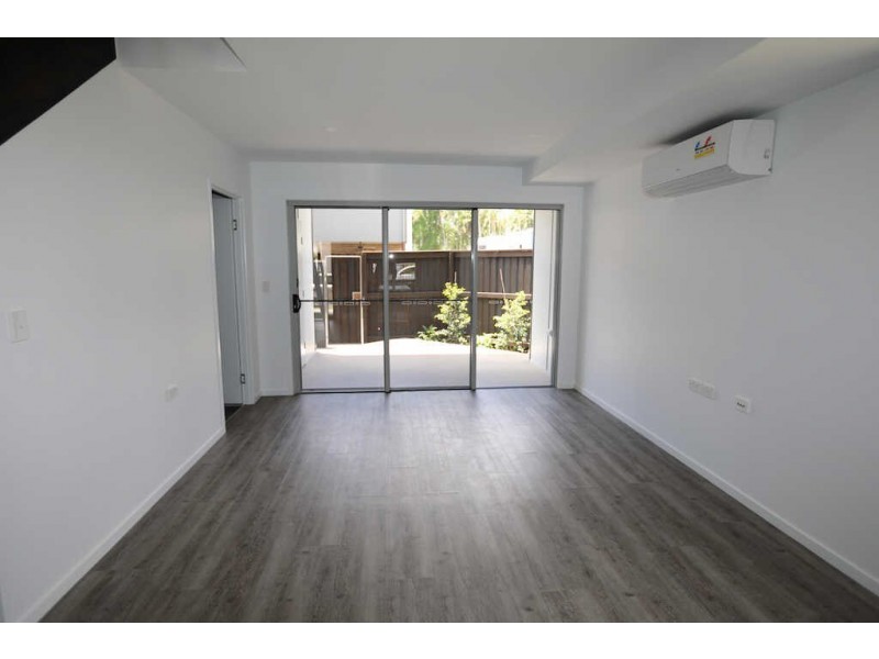 13 Hervey Chase, Maroochydore QLD 4558