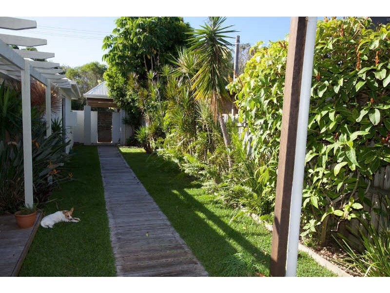 102 Roderick Street, Moffat Beach QLD 4551