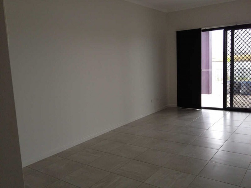 8 Buruwang Street, Birtinya QLD 4575