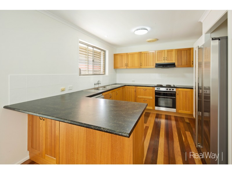 2 Rowell Street, Battery Hill QLD 4551