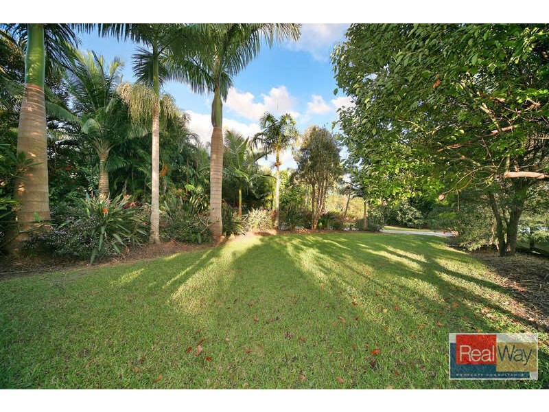 1 Keneland Drive, Little Mountain QLD 4551