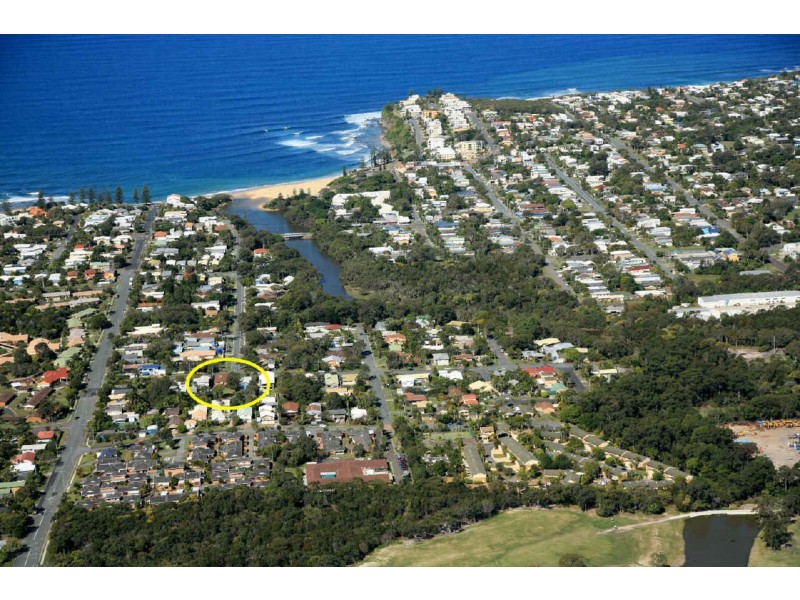 6 Ulm Street North, Dicky Beach QLD 4551