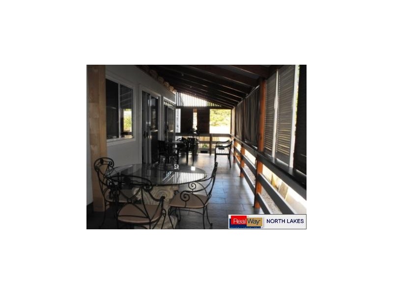 69 Scarborough Road, Redcliffe QLD 4020