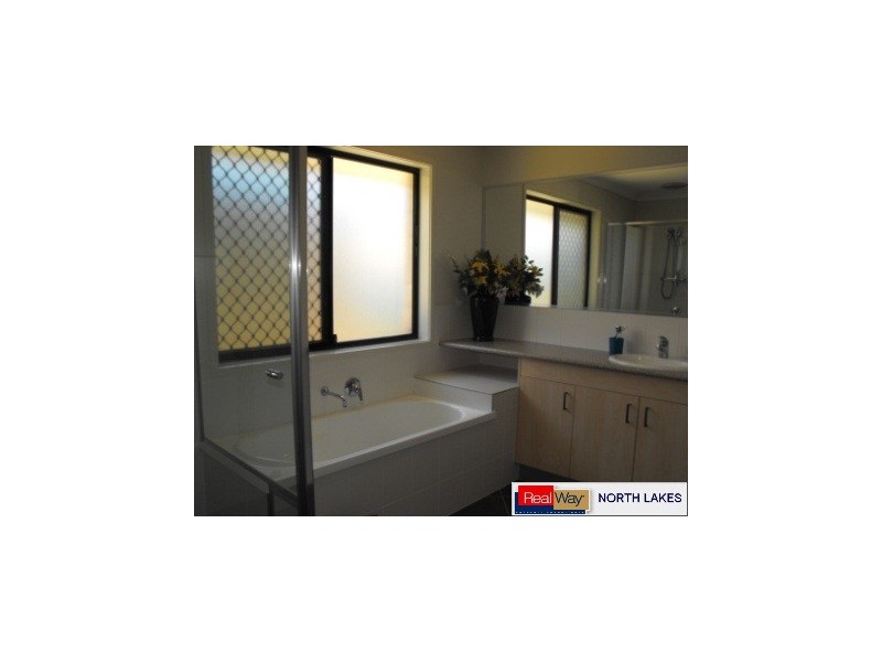 60 Vermilion Avenue, Griffin QLD 4503