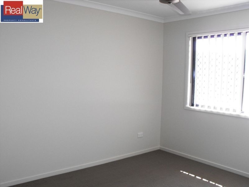 30 Stirling Esplanade, Griffin QLD 4503