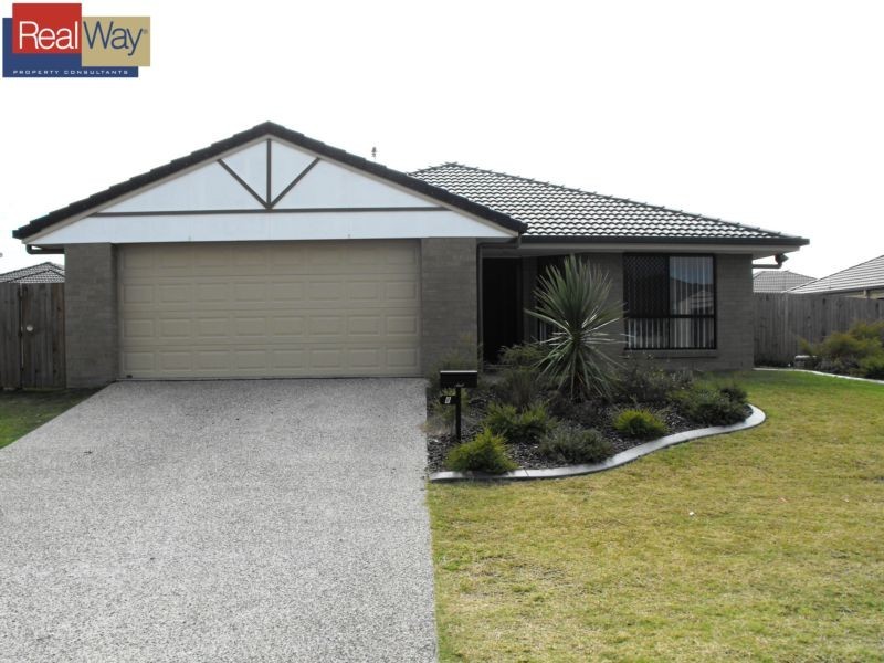 8 Grassdale Crescent, Morayfield QLD 4506