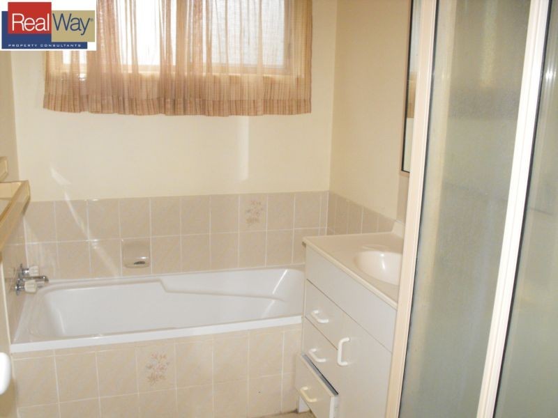 9 Raphael Court, Morayfield QLD 4506