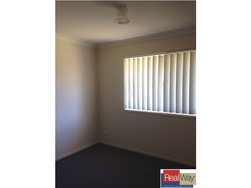 2/67 Lower King Street, Caboolture QLD 4510