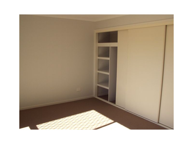 8 Stream Place, Bellmere QLD 4510