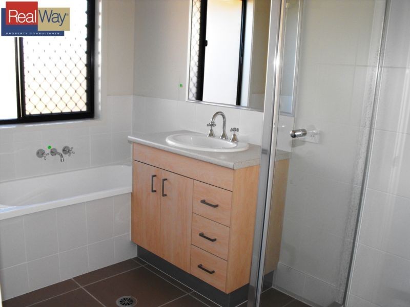 32 Wellington Road, Murrumba Downs QLD 4503