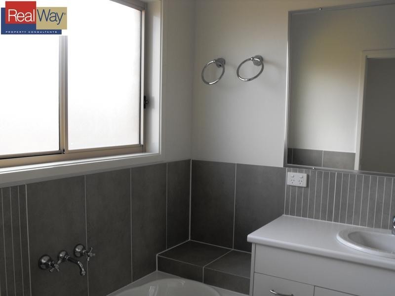 16 Ningaui Crescent, North Lakes QLD 4509