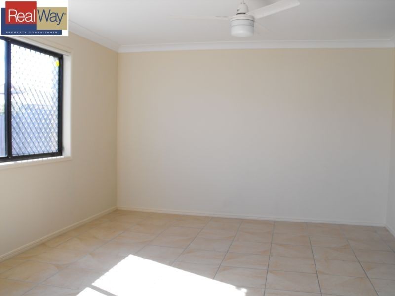 16 Lady Bowen Parade, Rothwell QLD 4022