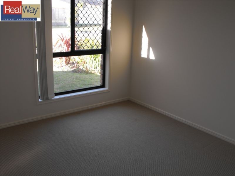 16 Lady Bowen Parade, Rothwell QLD 4022