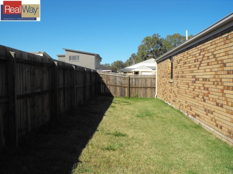 16 Lady Bowen Parade, Rothwell QLD 4022