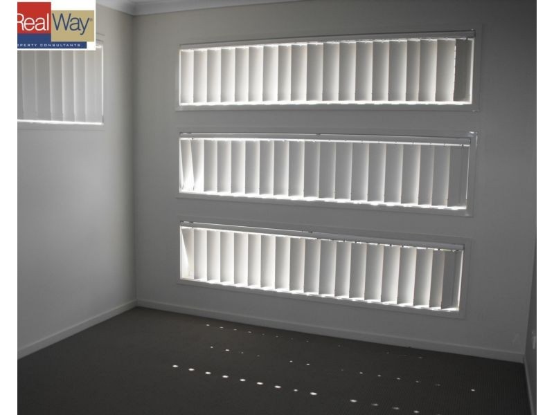 33 Miers Crescent, Murrumba Downs QLD 4503