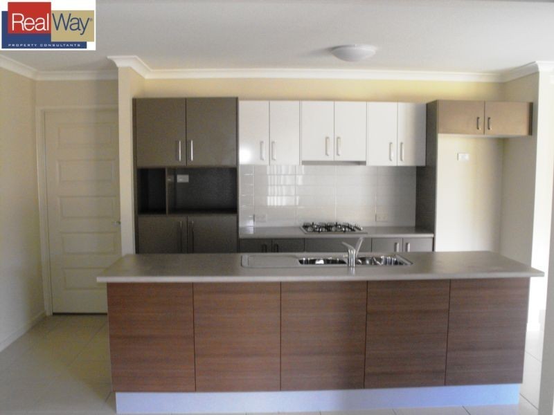 26 Stirling Esplanade, Griffin QLD 4503