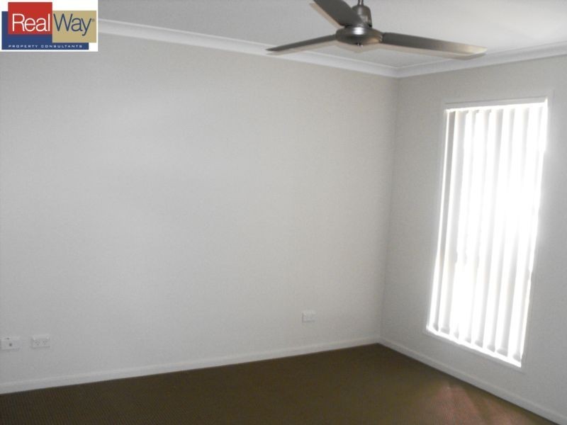 26 Stirling Esplanade, Griffin QLD 4503