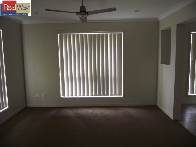 5 Illawarra Close, Griffin QLD 4503