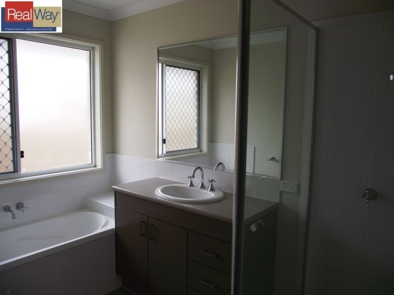 5 Illawarra Close, Griffin QLD 4503