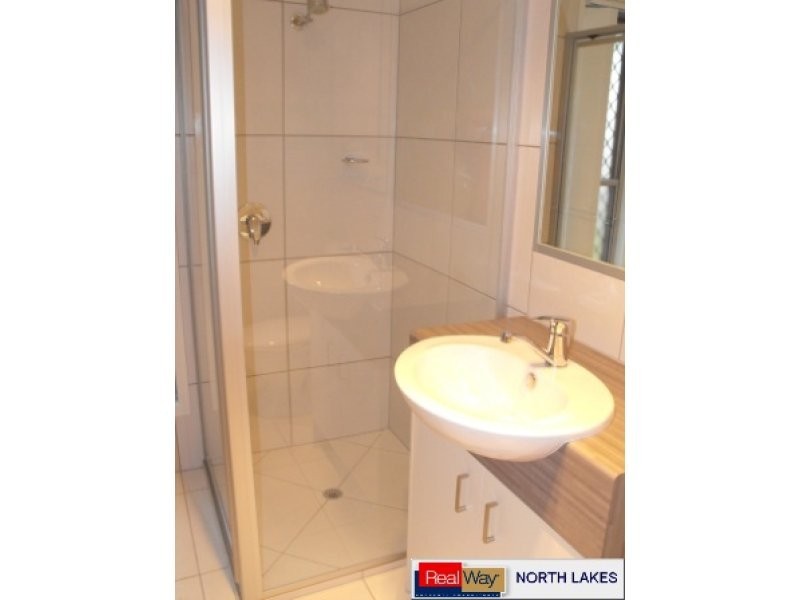 6 Yarrow Circuit, Griffin QLD 4503