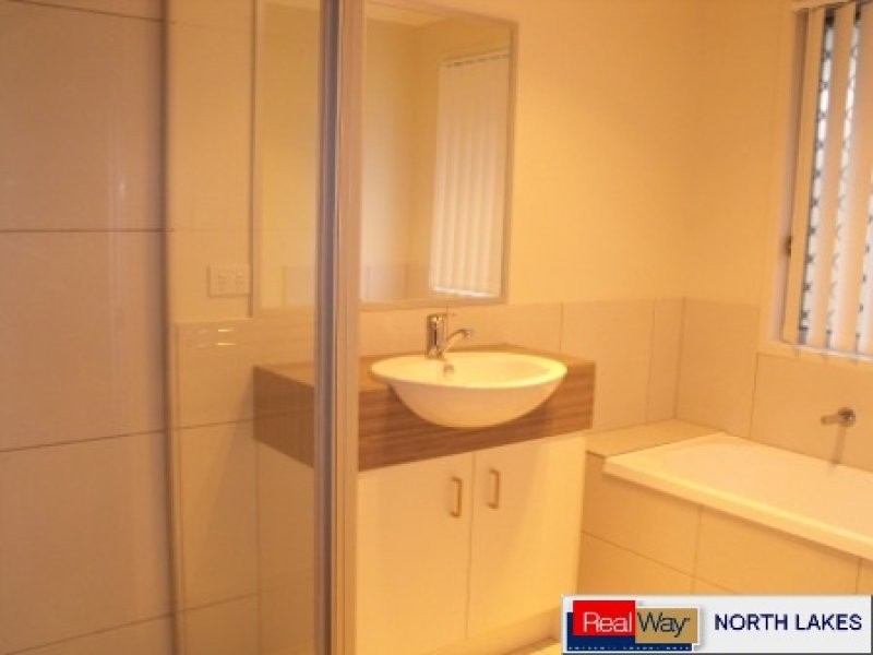 6 Yarrow Circuit, Griffin QLD 4503