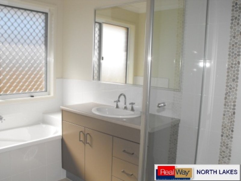 33 Tarragon Parade, Griffin QLD 4503