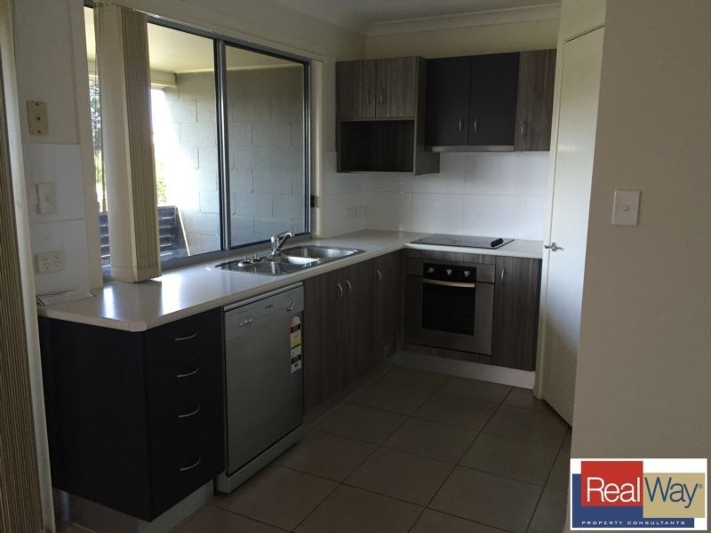 2/25 Station Street, Caboolture QLD 4510