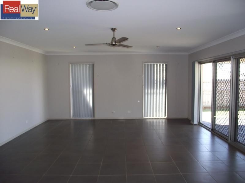 22 Cherrytree Crescent, Upper Caboolture QLD 4510