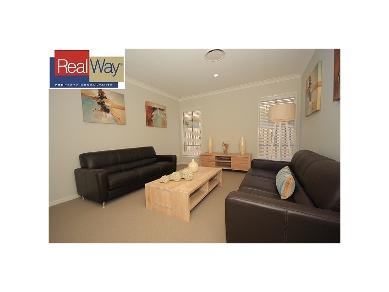 17 Holly Crescent, Griffin QLD 4503