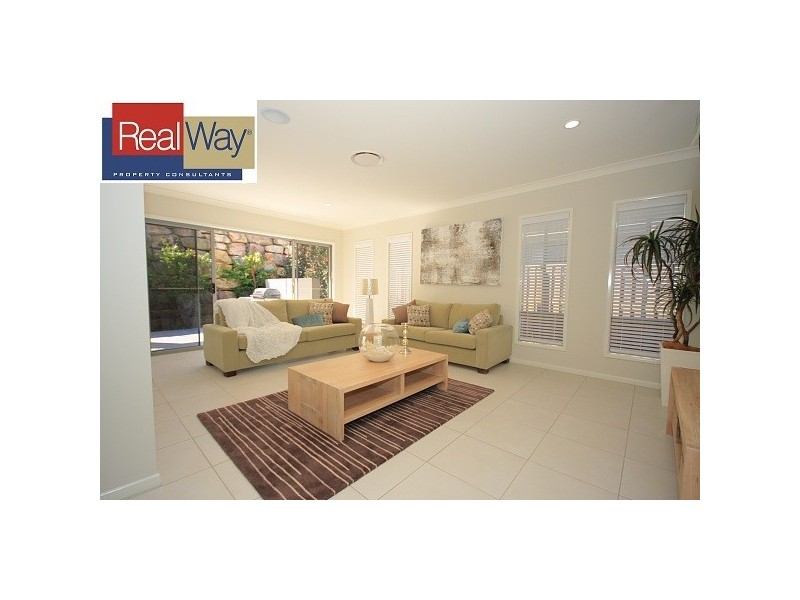 17 Holly Crescent, Griffin QLD 4503