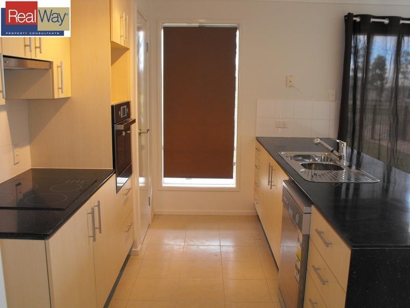 12 Franklin Street, North Lakes QLD 4509