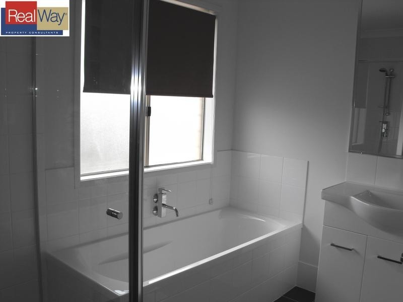 12 Franklin Street, North Lakes QLD 4509