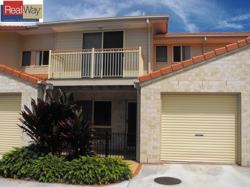 2/65 Lower King Street, Caboolture QLD 4510