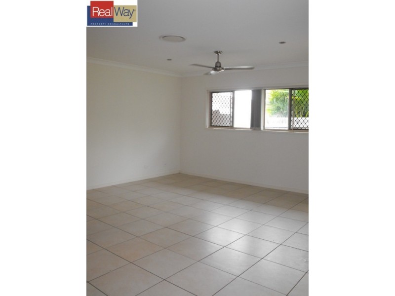 5 Silverbirch Court, Upper Caboolture QLD 4510