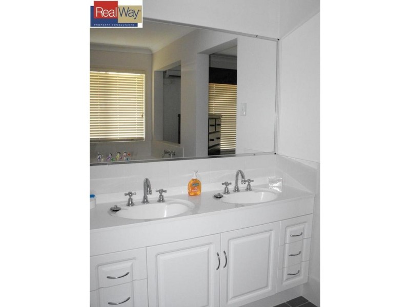 8 Reddy Drive, Caboolture QLD 4510
