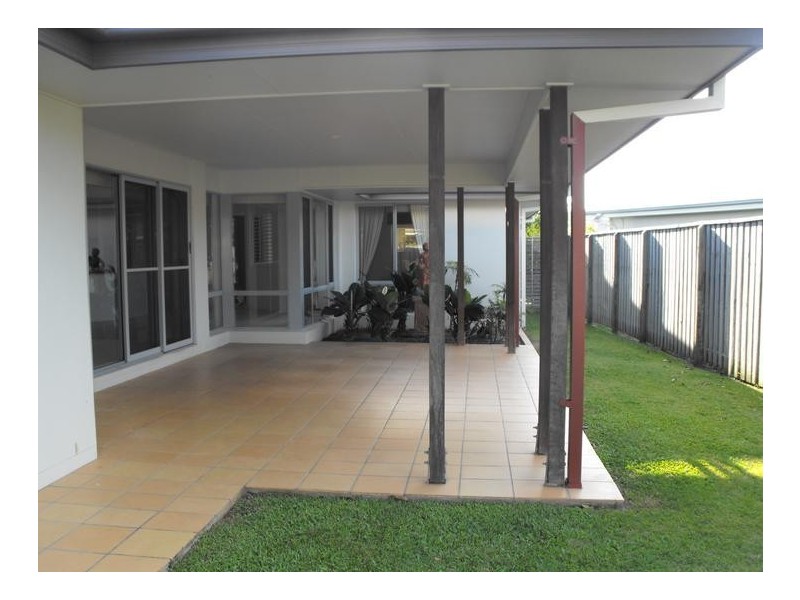 8 Reddy Drive, Caboolture QLD 4510