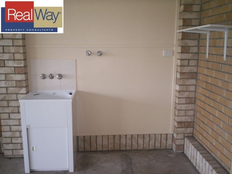 15 Leichhardt Avenue, Rothwell QLD 4022